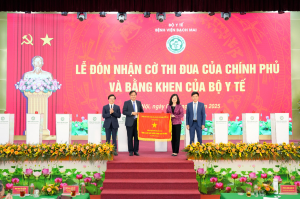 Công bố bệnh viện thông minh không giấy tờ, số hóa toàn trình đầu tiên ở Việt Nam -0