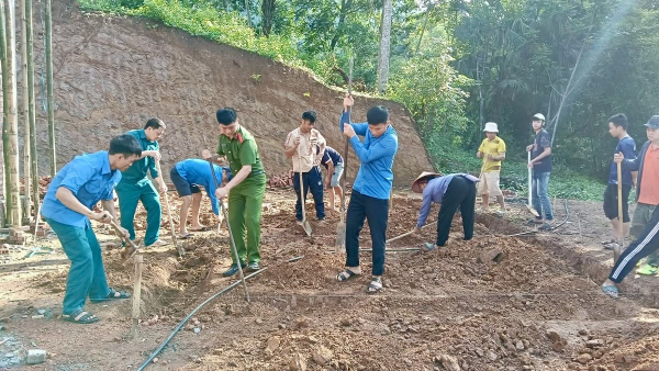 Công an Thanh Hoá chung tay xóa nhà tạm, nhà dột nát -0
