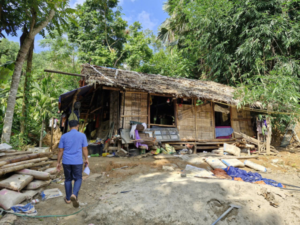 Công an Thanh Hoá chung tay xóa nhà tạm, nhà dột nát -0