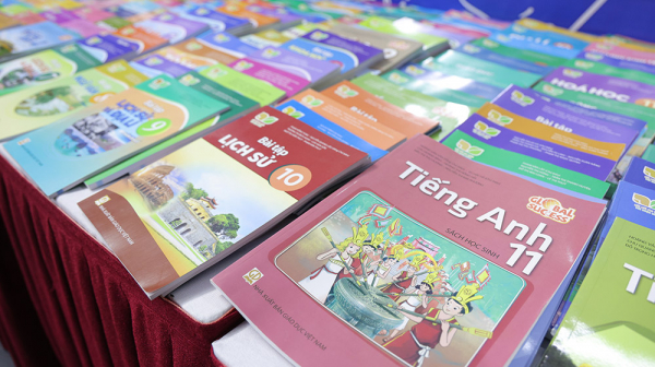 Nhà xuất bản Giáo dục Việt Nam tham gia hội sách với nhiều ấn phẩm hấp dẫn, độc đáo -1