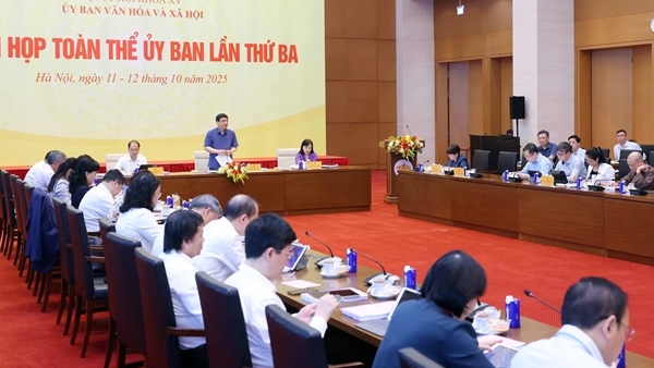 vna_potal_phien_hop_toan_the_lan-1760230547418.jpg