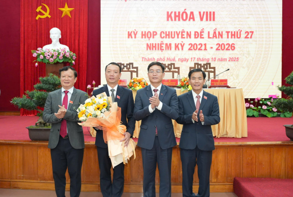 Đồng chí Phan Thiên Định được bầu làm Chủ tịch UBND TP Huế -0