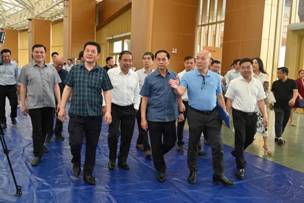 Hội chợ Mùa Thu 2025: Sẵn sàng cho lễ khai mạc tối 25/10 tại VEC -0