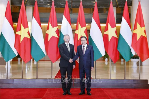 Việt Nam - Hungary thúc đẩy tăng cường tin cậy chính trị, mở rộng hợp tác song phương -0