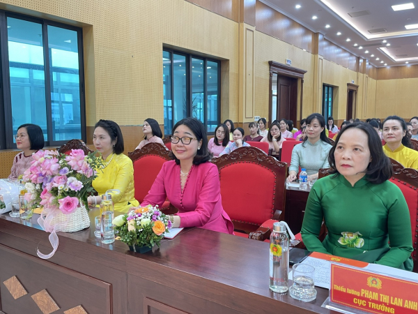 Kỷ niệm 95 năm Ngày Phụ nữ Việt Nam và tọa đàm với chủ đề “Mùa xuân thứ hai của người phụ nữ” -0
