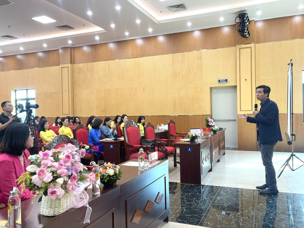 Kỷ niệm 95 năm Ngày Phụ nữ Việt Nam và tọa đàm với chủ đề “Mùa xuân thứ hai của người phụ nữ” -0