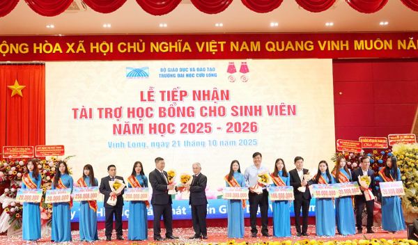 Trường Đại học Cửu Long miễn, giảm 6,3 tỷ đồng tiền học phí cho tân sinh viên -0