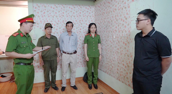 khanh..jpg -0