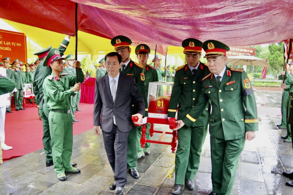 Truy điệu, an táng 34 hài cốt liệt sĩ được tìm thấy ở khu vực Thành cổ Quảng Trị -2