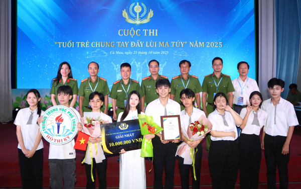 Tuổi trẻ Cà Mau chung tay đẩy lùi ma túy -0