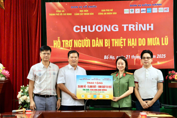 Học viện CSND và các nhà tài trợ ủng hộ người dân bị thiệt hại do mưa lũ tại Bắc Ninh -0