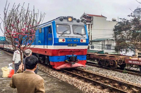 Đã có 64.200 vé tàu Tết được bán ra, ngày cao điểm sắp “cháy” vé -0