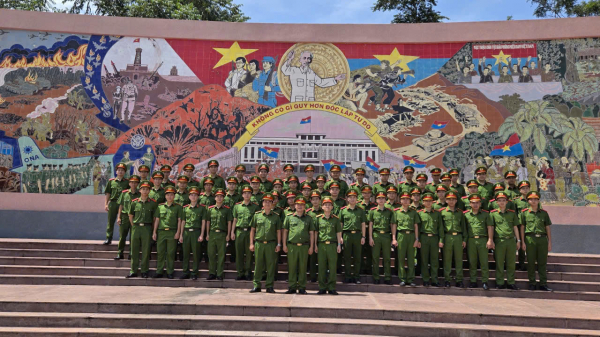 Dâng hương tri ân các anh hùng, liệt sĩ Ban An ninh Trung ương Cục miền Nam -0
