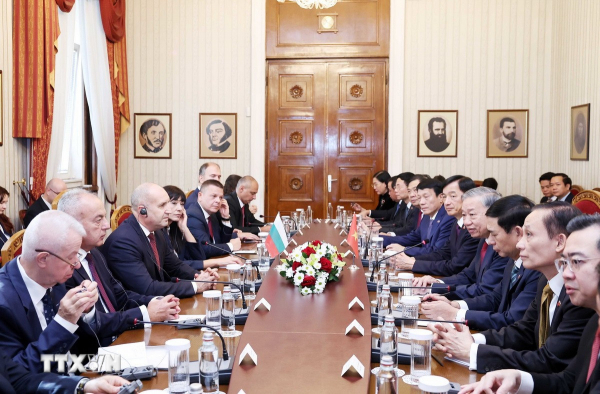 Việt Nam-Bulgaria thiết lập quan hệ Đối tác chiến lược -0