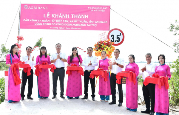 Khánh thành cầu nông thôn ở An Giang do Agribank tài trợ -0