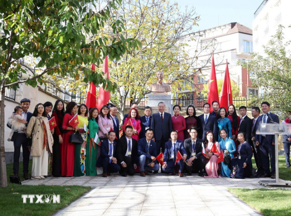 Tổng Bí thư Tô Lâm dự khánh thành Tượng Chủ tịch Hồ Chí Minh tại Bulgaria -0