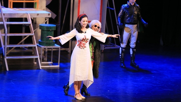 Sân khấu hôm nay “né tránh” những vấn đề đương đại