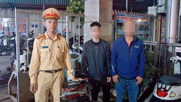 Cho con trai mượn xe máy "đi học", bố bị CSGT xử phạt