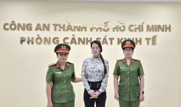 Bắt tạm giam diễn viên Trương Ngọc Ánh lạm dụng tín nhiệm chiếm đoạt hàng ngàn lượng vàng -1
