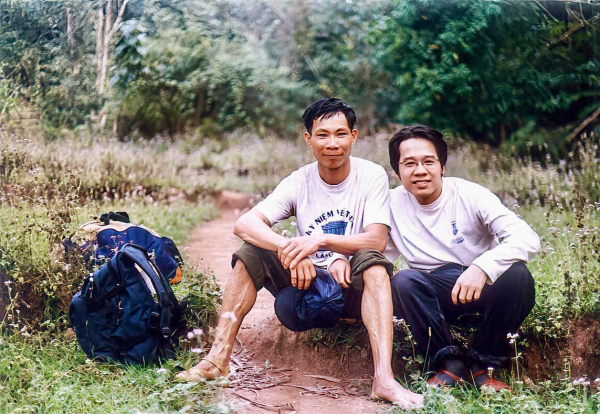 trang 22_db_ Nhà báo Đỗ Doãn Hoàng: “30 năm cầm bút, tôi vẫn trong bóng đổ của các bậc thầy chữ nghĩa ở An ninh Thế giới” -0