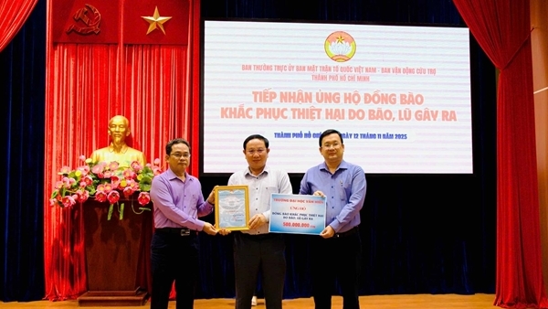 TP Hồ Chí Minh tiếp nhận hơn 229 tỷ đồng ủng hộ đồng bào bị thiệt hại do bão, lũ