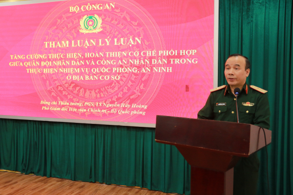 Hoàn thiện cơ chế, chính sách, hậu cần đảm bảo để Công an cấp xã hoàn thành xuất sắc nhiệm vụ được giao -0