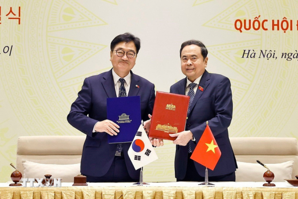 Chủ tịch Quốc hội Trần Thanh Mẫn hội đàm với Chủ tịch Quốc hội Hàn Quốc -0