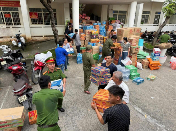 Lan tỏa sức mạnh đoàn kết hướng về đồng bào vùng lũ -0