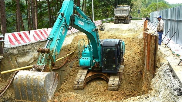 Ai chịu trách nhiệm đèo Prenn Đà Lạt sạt trượt đất, nứt lún ?