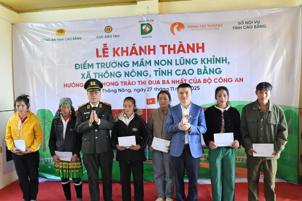 Cục Đào tạo và các nhà tài trợ tặng công trình điểm trường mầm non trị giá 500 triệu đồng tại Cao Bằng -0