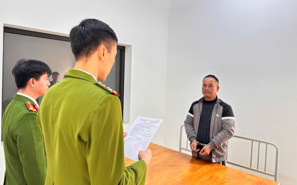 Khởi tố, bắt tạm giam Đoàn Văn Sáng về tội 
