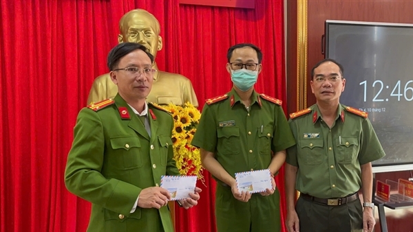 Công an tỉnh Gia Lai thăm hỏi cán bộ bị thương trong khi thực hiện nhiệm vụ