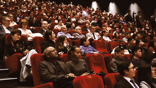 Hơn 6.000 khán giả Pháp và 20 quốc gia dự Tuần lễ điện ảnh Việt Nam tại Paris