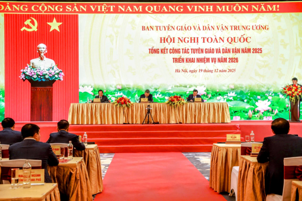 Tổng Bí thư Tô Lâm dự Hội nghị toàn quốc tổng kết công tác Tuyên giáo và Dân vận năm 2025, triển khai nhiệm vụ năm 2026 -0