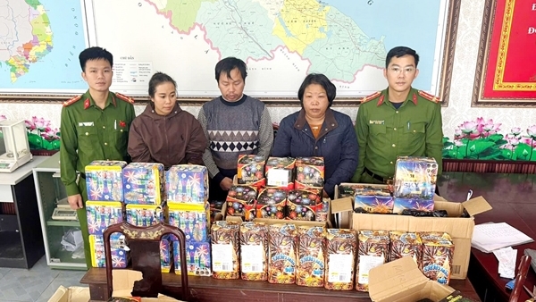 Vì một cái Tết không có pháo lậu