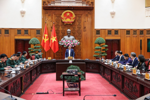 Thủ tướng: Làm chủ công nghệ chiến lược và đẩy mạnh thương mại hóa sản phẩm công nghiệp quốc phòng -0