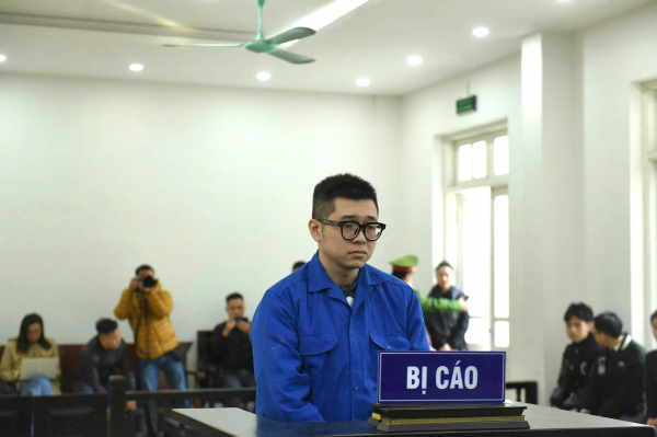 Hoãn phiên tòa xét xử Đặng Chí Thành tấn công liên tiếp người phụ nữ ở chung cư -0