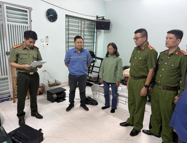 Khởi tố thêm 5 bị can về tội Làm giả con dấu, tài liệu của cơ quan, tổ chức -0