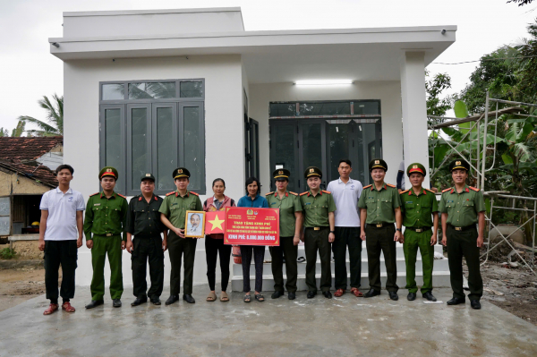 Trao Công trình thanh niên hỗ trợ người dân Khánh Hòa khắc phục hậu quả mưa lũ - 0