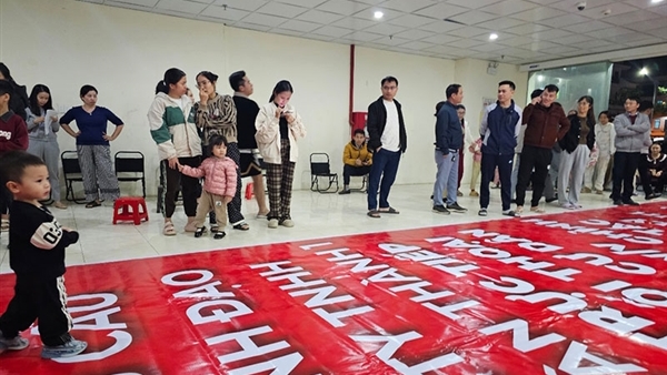 Từ cắt nước sinh hoạt đến lo ngại mất an toàn ở chung cư Tân Thành