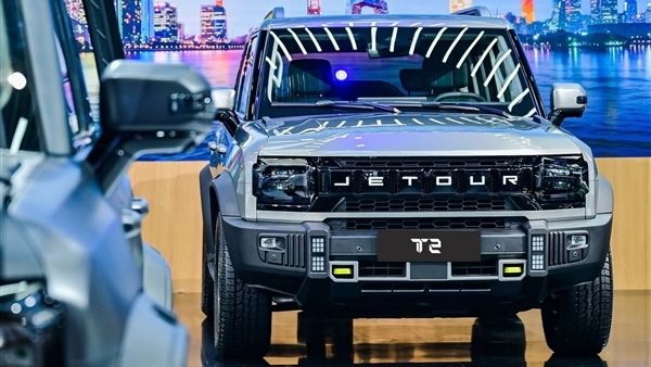 Ôtô Trung Quốc bon bon xuất ngoại