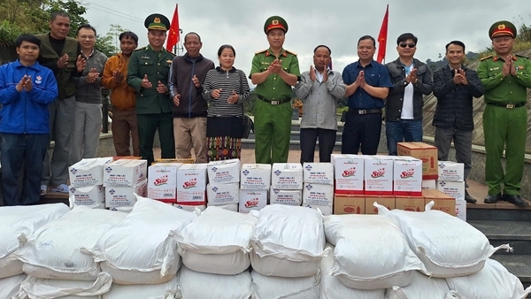 Ý nghĩa chương trình hỗ trợ nhu yếu phẩm cho nhân dân Lào