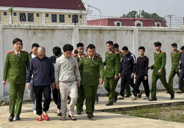 Các đối tượng bị bắt giữ.