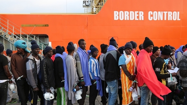 Châu Âu siết lại biên giới: Hiệp ước di trú mới có giải được bài toán cũ?