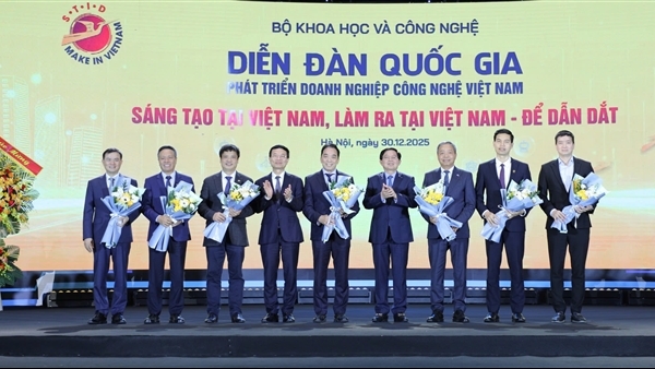 Phát triển các doanh nghiệp lớn, đủ sức dẫn dắt thị trường trong nước, vươn ra thế giới