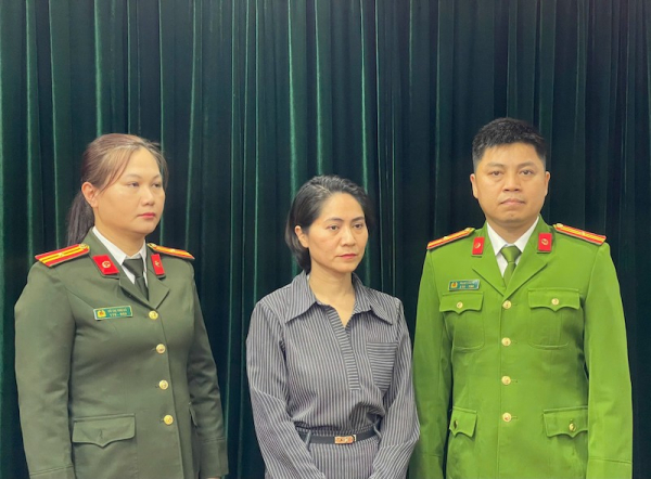 Show “Về đây bốn cánh chim trời” -Khởi tố giám đốc công ty về hành vi lừa đảo -1
