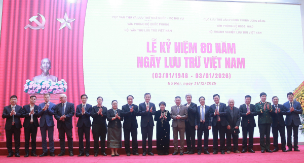 Phát huy vai trò của ngành Lưu trữ trong xây dựng “bộ nhớ của quốc gia” -0