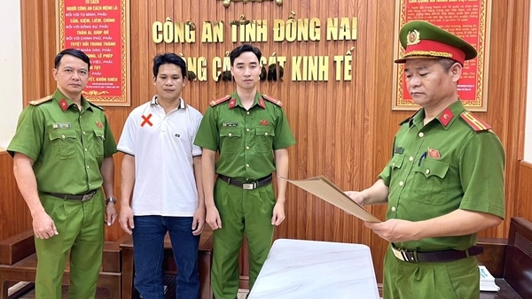 Khởi tố giám đốc mua bán trái phép hóa đơn chứng từ