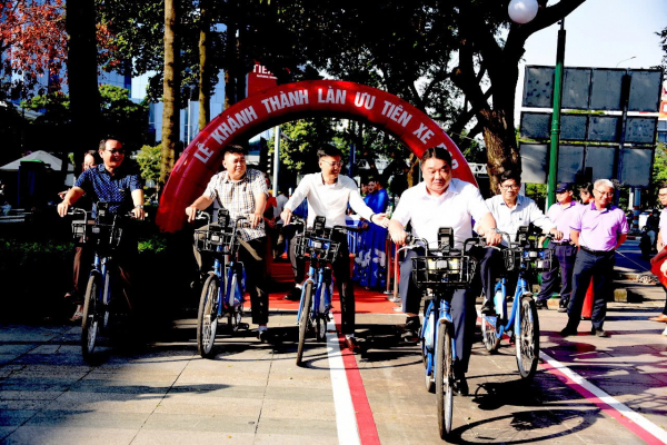 Trải nghiệm làn đường riêng cho xe đạp đầu tiên tại TP Hồ Chí Minh -2