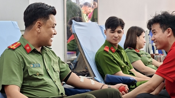 Thượng úy Công an 114 lần hiến máu tình nguyện